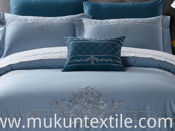  Cotton Embroidery Bedding Set